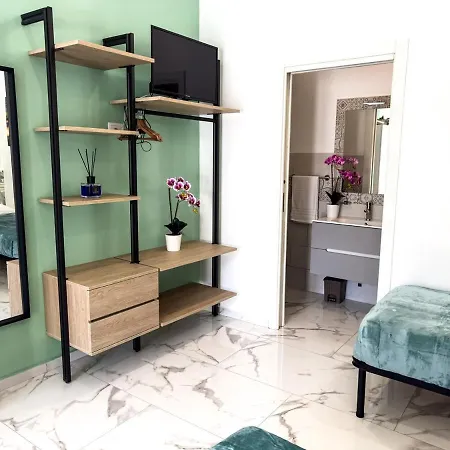 Apartment Lovely In 24 - 26